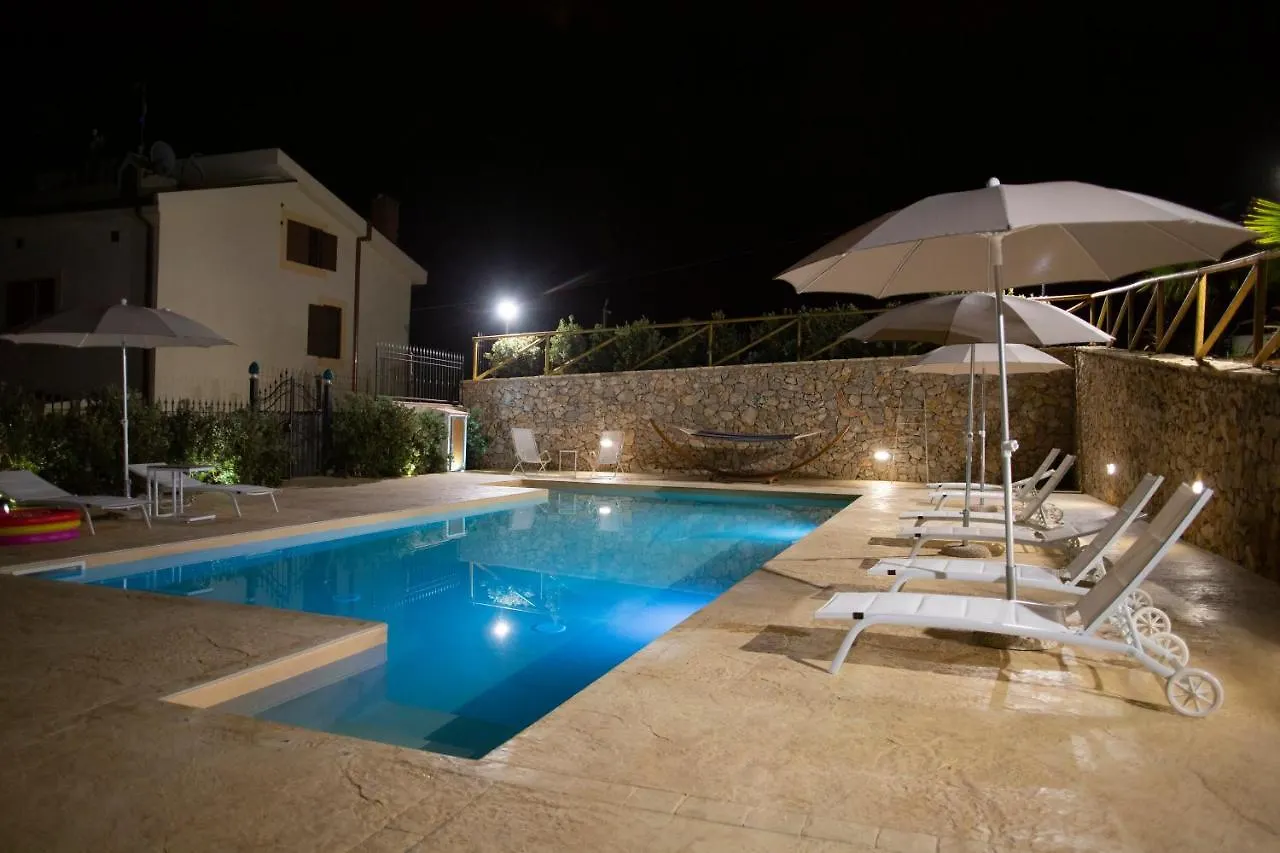 Feudo Giglio Country Charme Villa Calatafimi İtalya