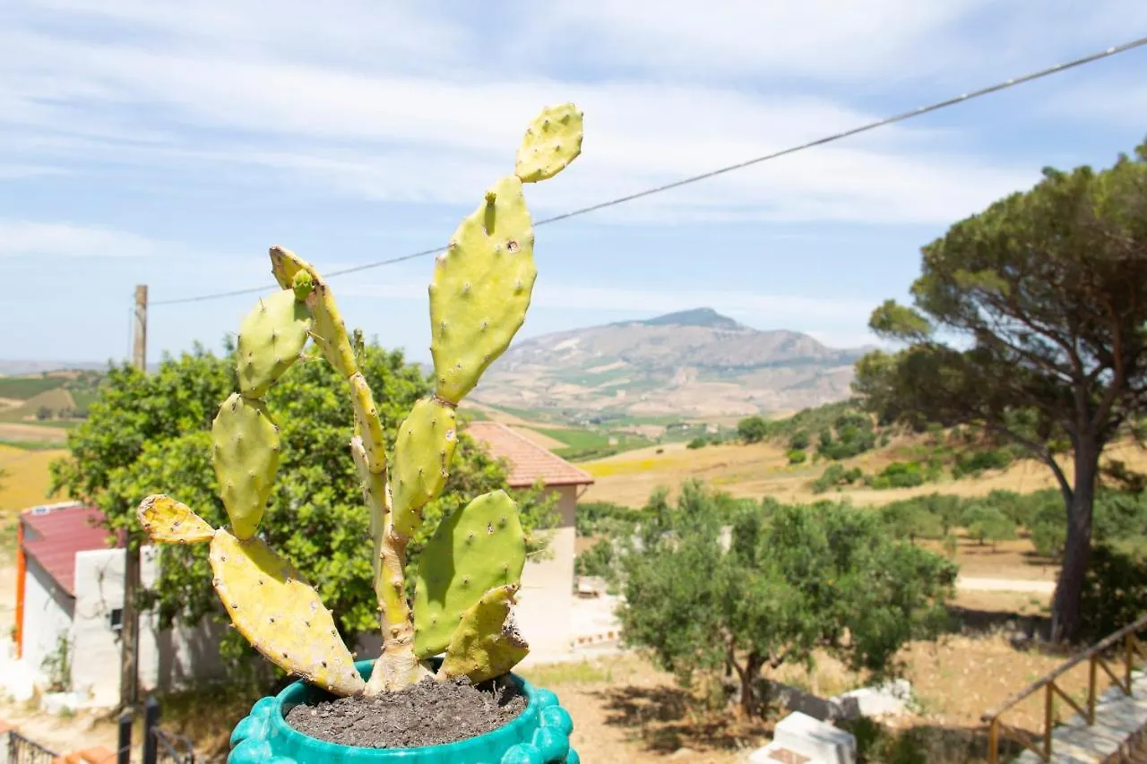 Tatil Evi Feudo Giglio Country Charme Villa Calatafimi